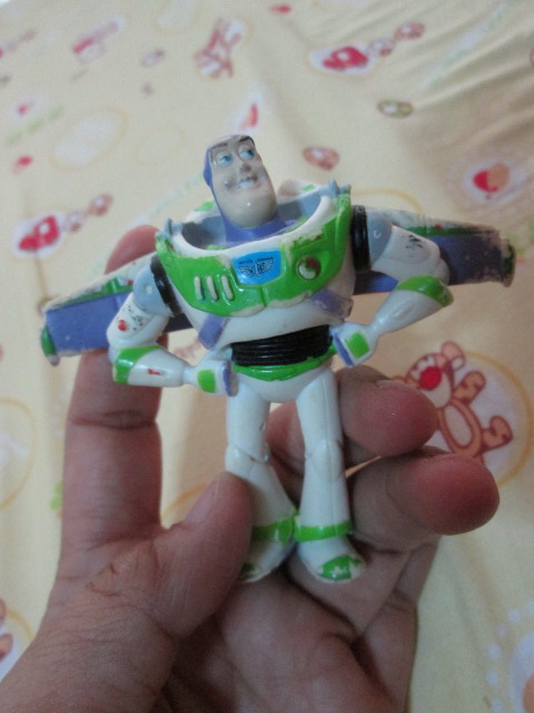 Disney Pixar Toy Story-Buzz Lightyear ขายยกเซ็ท 3 ตัวค่ะ