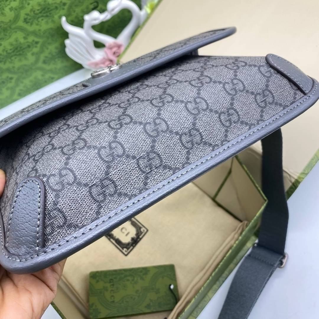 GUCCI OPHIDIA GG SMALL BELT BAG GRAY / Gucci Belt Bag กระเป๋าคาดเอวสีเทา หนังแท้ผสมแคนวาส หล่อ สวย เท่ คูลๆ ควรมีเข้ากับทุกชุด ใช้ได้ตลอดกาล ไม่ตกยุค เกรดออริ 1:1 สลับแท้