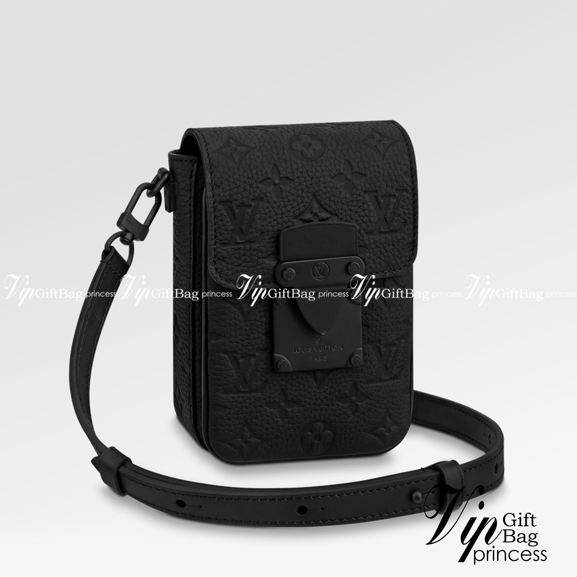 LV S-Lock Vertical wearable wallet / LV Phone bag Black Taurillon Monogram leather Cowhide-leather trim เกรดออริจินอล ใช้ได้ทั้งผู้หญิงผู้ชาย พร้อมส่งที่ไทย ภาพสินค้าถ่ายจากงานขายจริง ใช้งานต่างประเทศได้