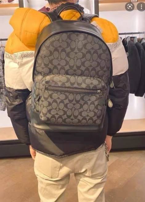 OUTLET 】New in!! 🌈ใบใหญ่ คุ้มค่าทีเดียวค่ะ🌈 COACH WEST BACKPACK IN SIGNATURE((2736)) พร้อมส่งที่ไทย สินค้าเข้าใหม่ค่ะ!! กระเป๋าสะพายหลัง มีหูหิ้ว หนังแท้นิ่ม ใบใหญ่ใส่จุมากกค่า! มีช่องซิปตอนหน้า2ช่อง; ช่องหลัก2ช่องใหญ่ โล่งลึก จุของได้มากท