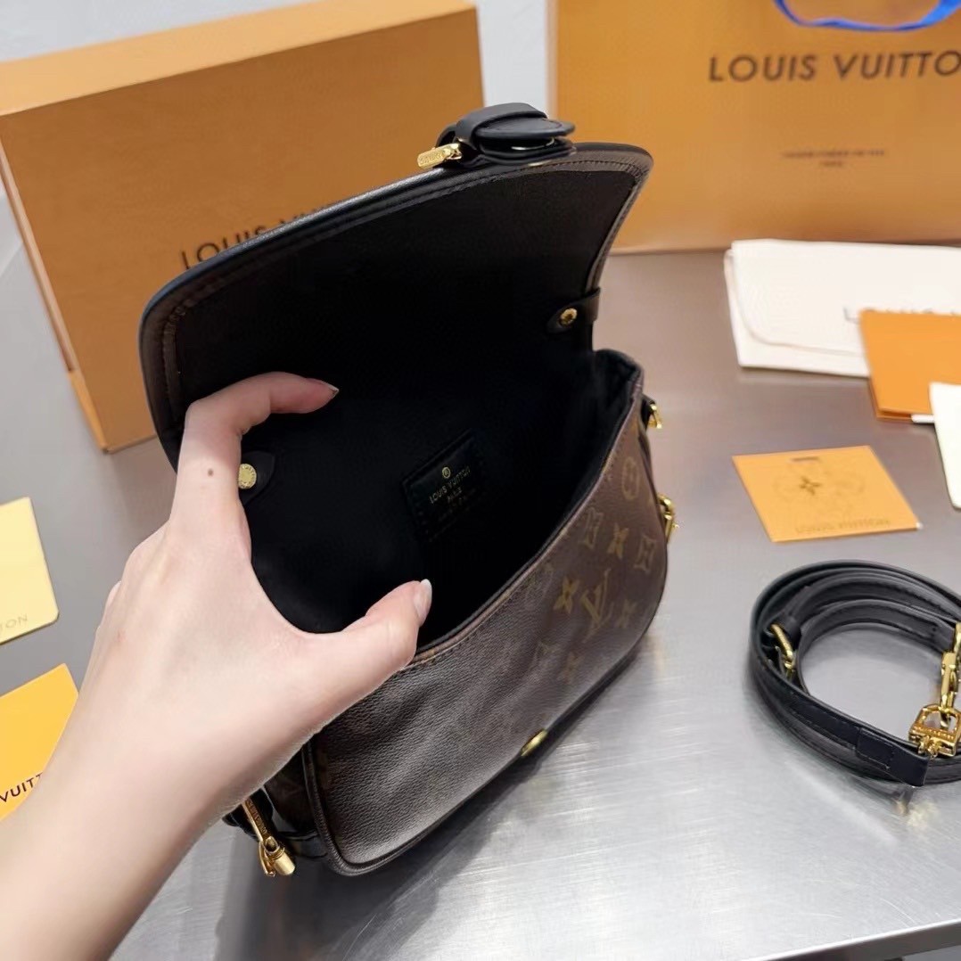 LV Saumur BB 7" / LV Bag พร้อมส่ง กระเป๋าสะพายลายโมโนแกรม หยิบใช้ได้ทุกวัน ทุกโอกาส สวยคุ้มเกินราคา งานปั้มสวยเป๊ะปังตามรูป