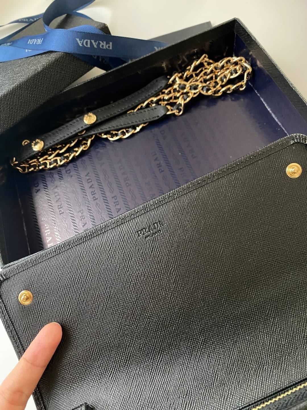 VIP หนังแท้ 】PRADA Saffiano Metal Leather Wallet on Chain Clutch Bag