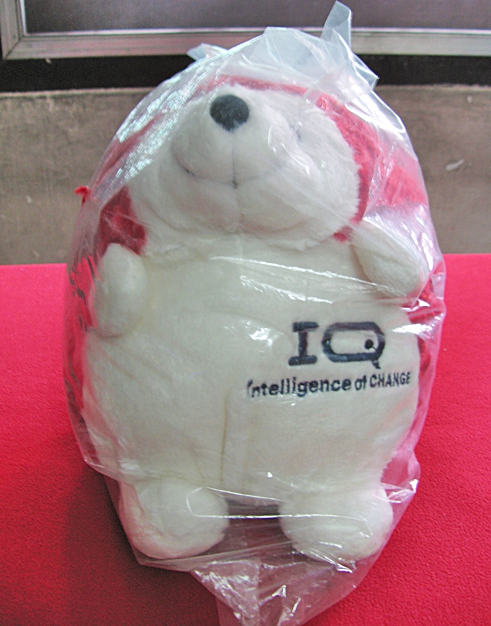 สินค้าหมดค่ะ ตุ๊กตาเม่นสีขาว-แดง IQค่ะ