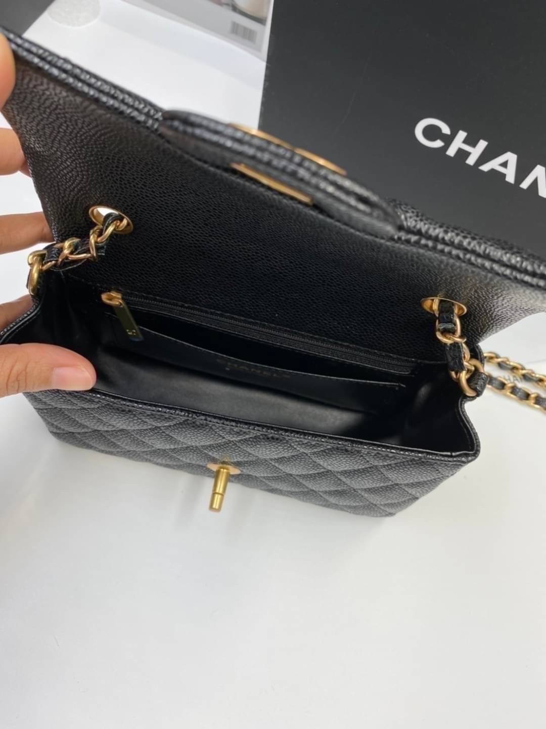 ORI หนังแท้ | Chanel Classic Flap Bag กระเป๋าสะพายรุ่นคลาสสิก สวยหรูอะไหล่สีทองสวยงาม 🤍 เกรดออริจินอล