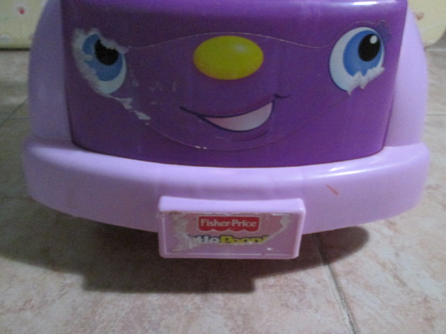 Fisher Price Little People Lil Princess Ride-On ของเล่นเสริมพัฒนาการสำหรับเด็กมือสอง รถขาไถมีเสียงเพลงค่ะ