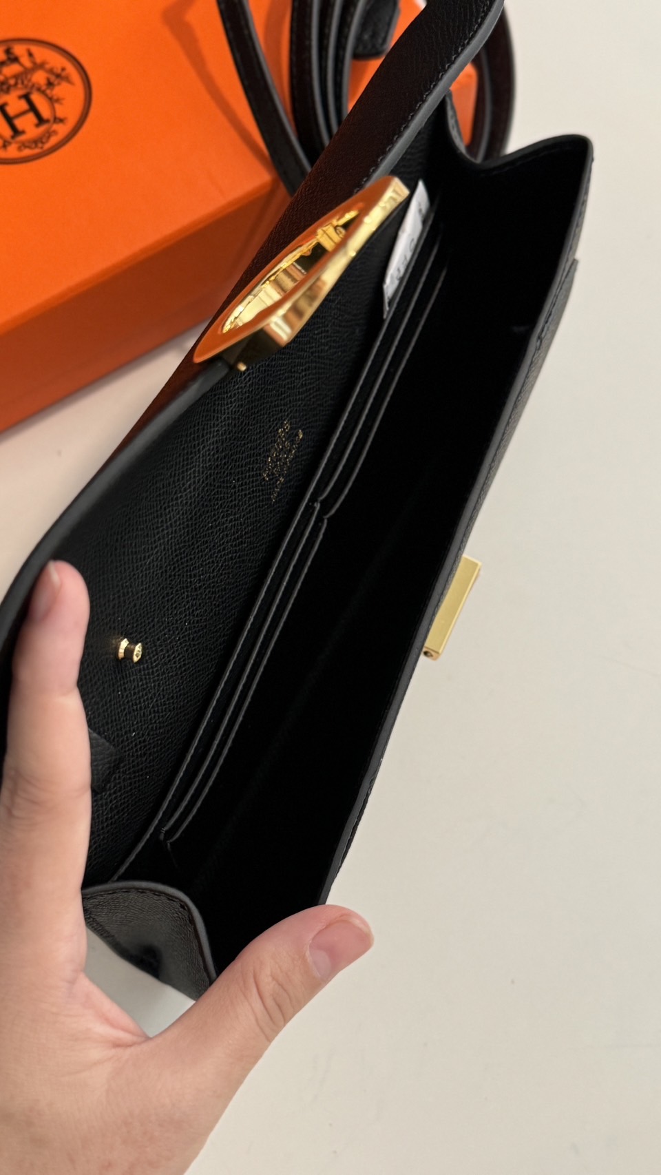 HERMES Chaine d'Ancre To Go wallet กระเป๋าถือสะพายแบรนด์หรู ดีไซส์กระเป๋าสตางค์ใบยาว Long wallet in Epsom Saddle-stitch เกรดออริ สลับแท้ 1:1 ใช้งานต่างประเทศได้ ภาพถ่ายจากงานขายจริง