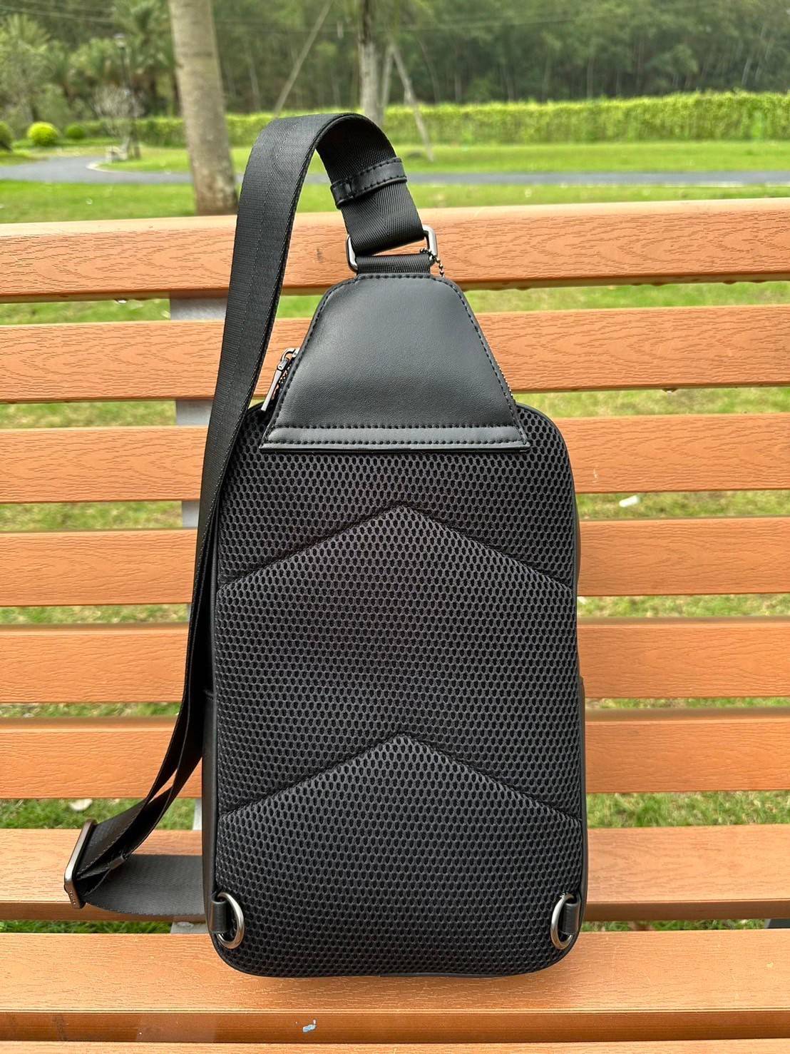 พร้อมส่ง 4 สี COACH Ethan Pack In Signature Canvas / COACH GRAHAM PACK กระเป๋าคาดอก 🧡 เกรดท็อปออริจินอล 1:1 สลับแท้ เกรดดีสุด ใช้งานต่างประเทศได้