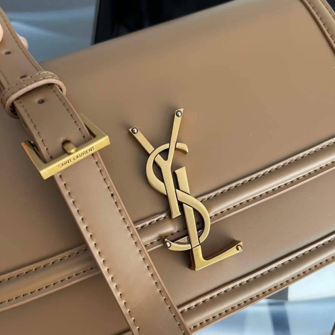 YSL Solferino medium crossbody bag คอลเล็คชั่นน้องโรเซ่ ROSE BLACKPINK ที่สุดแห่งความคลาสสิก เกรดออริจินอล หนังสวยมาก กระเป๋าสะพายรุ่นที่สาวๆ ทุกคนควรมีติดตู้ ภาพถ่ายจากงานขายจริง สวยตามรูป ไม่ผิดหวังค่ะ