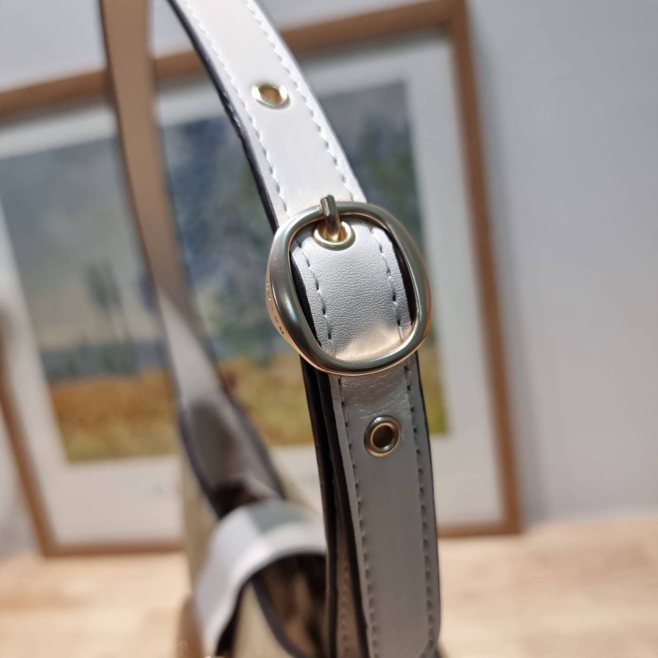 COACH ELIZA SHOULDER BAG IN SIGNATURE CANVAS CR532 / CR533 กระเป๋าสะพายไหล่ทรงโฮโบสุดหรู ดีไซน์โลโก้แบบใหม่สวยเด่น เกรดท็อปออริ เกรดดีสุด สลับแท้ 1:1 ใช้ต่างประเทศได้