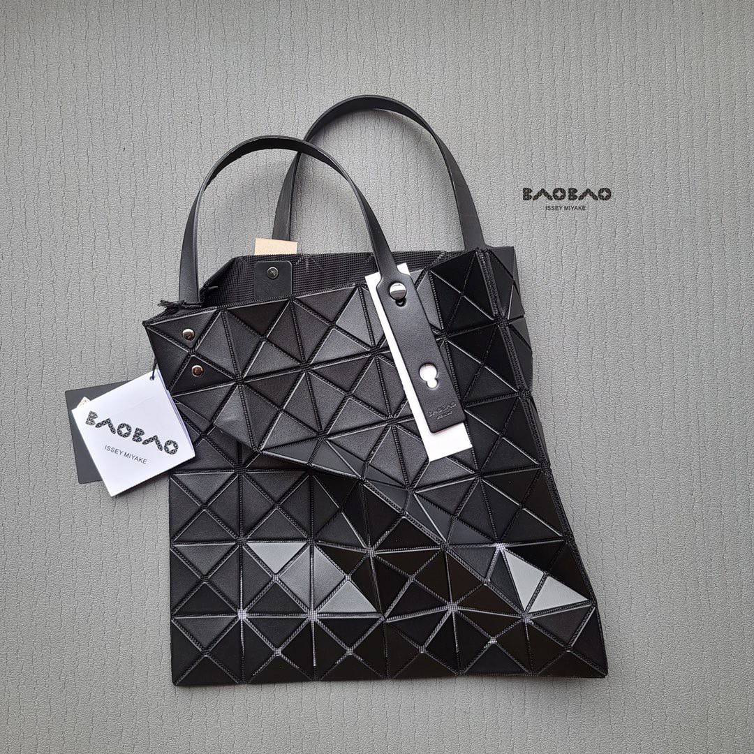 VIP GIFT 】BAOBAO Issey Miyake Lucent tote bag