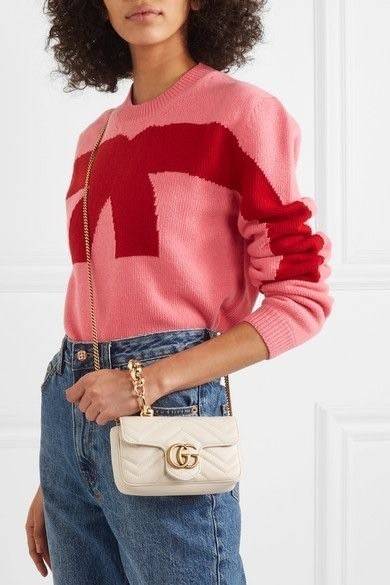 Gucci Marmont Super mini Premiumgift กระเป๋าสะพายข้างใบเล็ก น้องมินิ น่ารั๊กมุ้งมิ้ง วัสดุหนังเชฟรอน สายสะพายแบบโซ่ อะไหล่ทองหรูหรา ด้านหน้าประดับโลโก้แบรนด์หรู ทนทาน แข็งแรง น้ำหนักเบา ใส่ตังค์ใส่โทรศัพท์ Iphone+ ได้ น่ารักมุ้งมิ้ง ไม่ควรพลาดเลยค่า