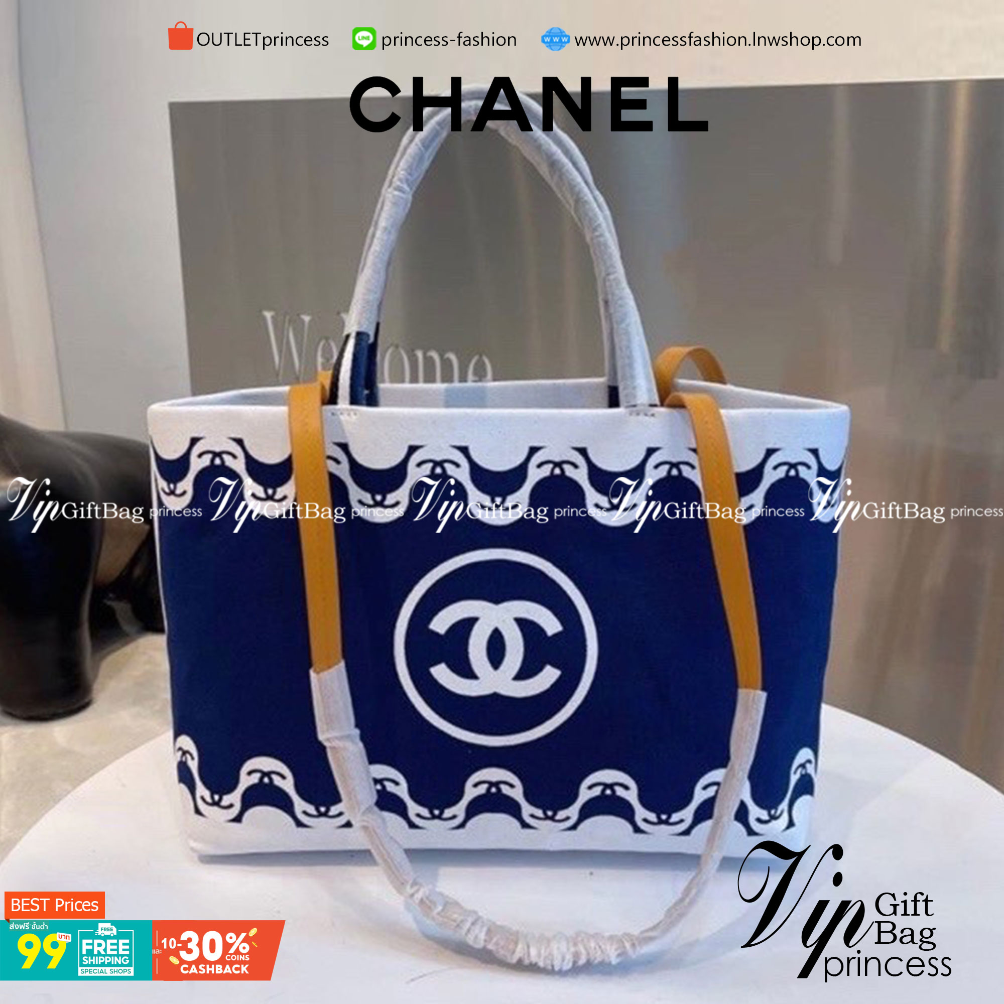 VIP 】CHANEL Spring Tote Blue Striped Beach Bag กระเป๋าทรง Shopping ใบใหญ่กำลังดี วัสดุผ้าแคนวาสตัดเย็บด้วยการเดินด้ายสวยงามเลอร์ค่ามาก สีน้ำเงินในลุคสดใส ไปทะเลได้แบบคูลๆ จุของได้เยอะ Rare items เด็ดๆแบบนี้ควรค่าเเก่การสะสมสาวก Chanel ห้ามพลาดค่ะ!