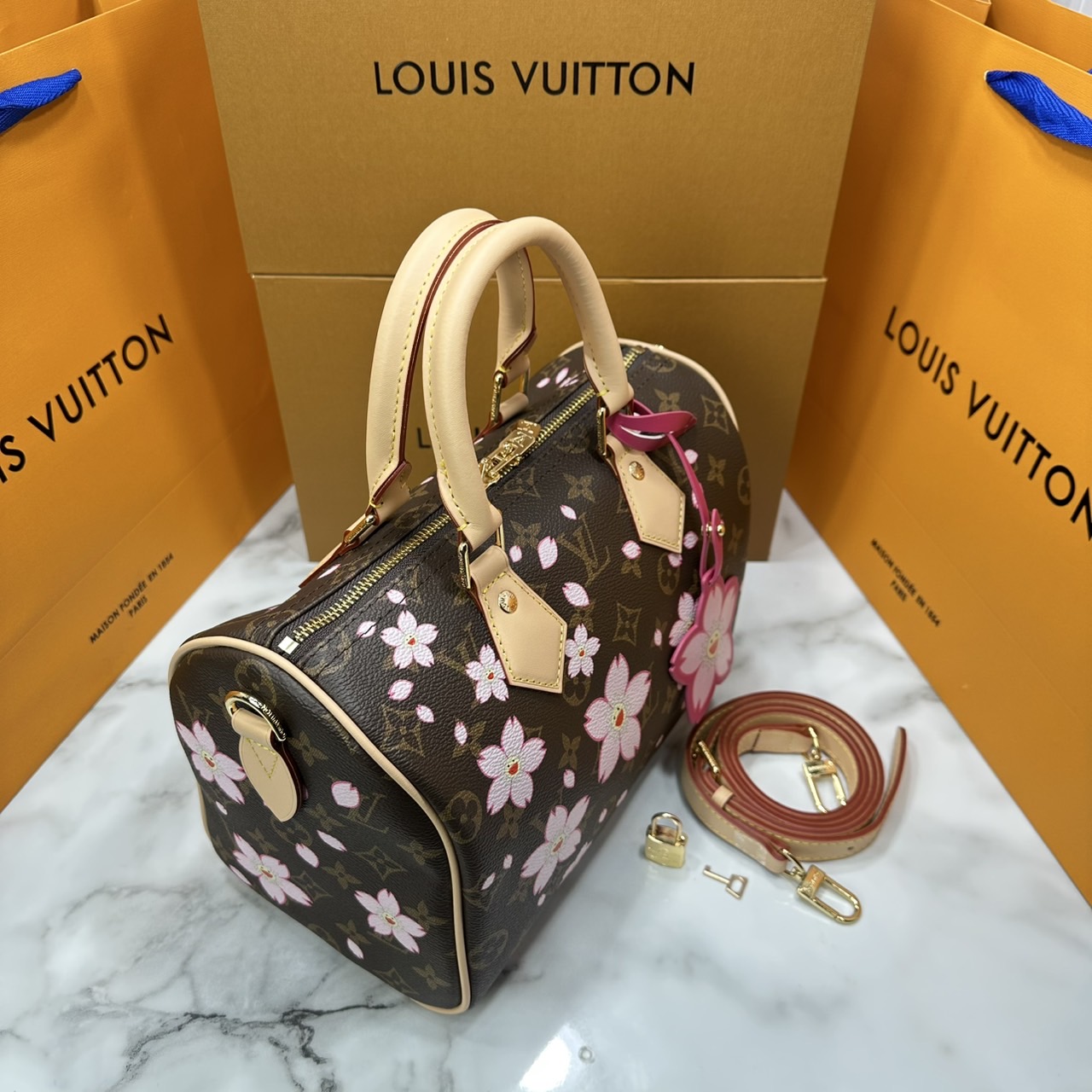 ORI หนังแท้ | คอลใหม่ดอกไม้แสนหวาน LV x TM Cherry Blossom bag กระเป๋าสะพายดีไซน์คลาสสิครุ่นสุดปัง ปรับลุคให้มีชีวิตชีวาด้วยลายดอกไม้เชอรี่บลอสซั่ม คอลใหม่สุดเอ็กซ์คลูซีฟ