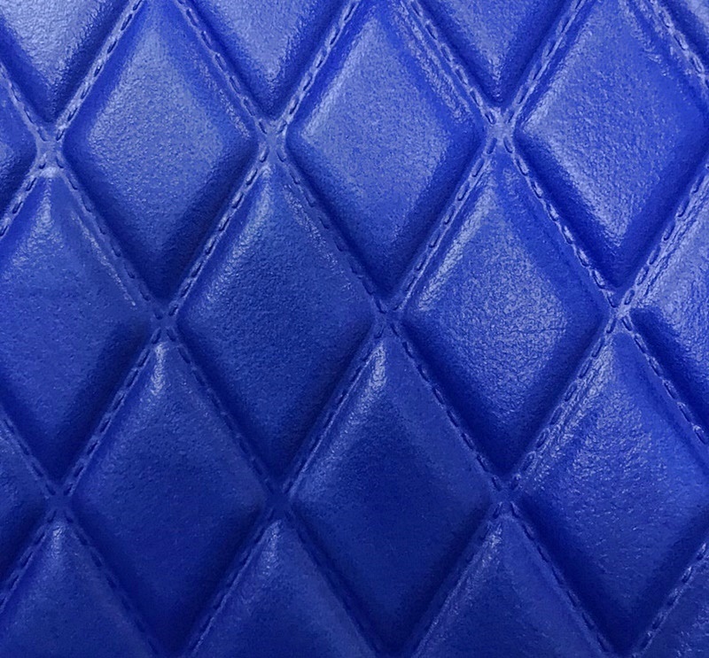 ยางปูพื้นรถยนต์ TOYOTA YARIS 2018-22 ลายไดมอนด์ สีน้ำเงิน 3ชิ้น (พร้อมส่ง)