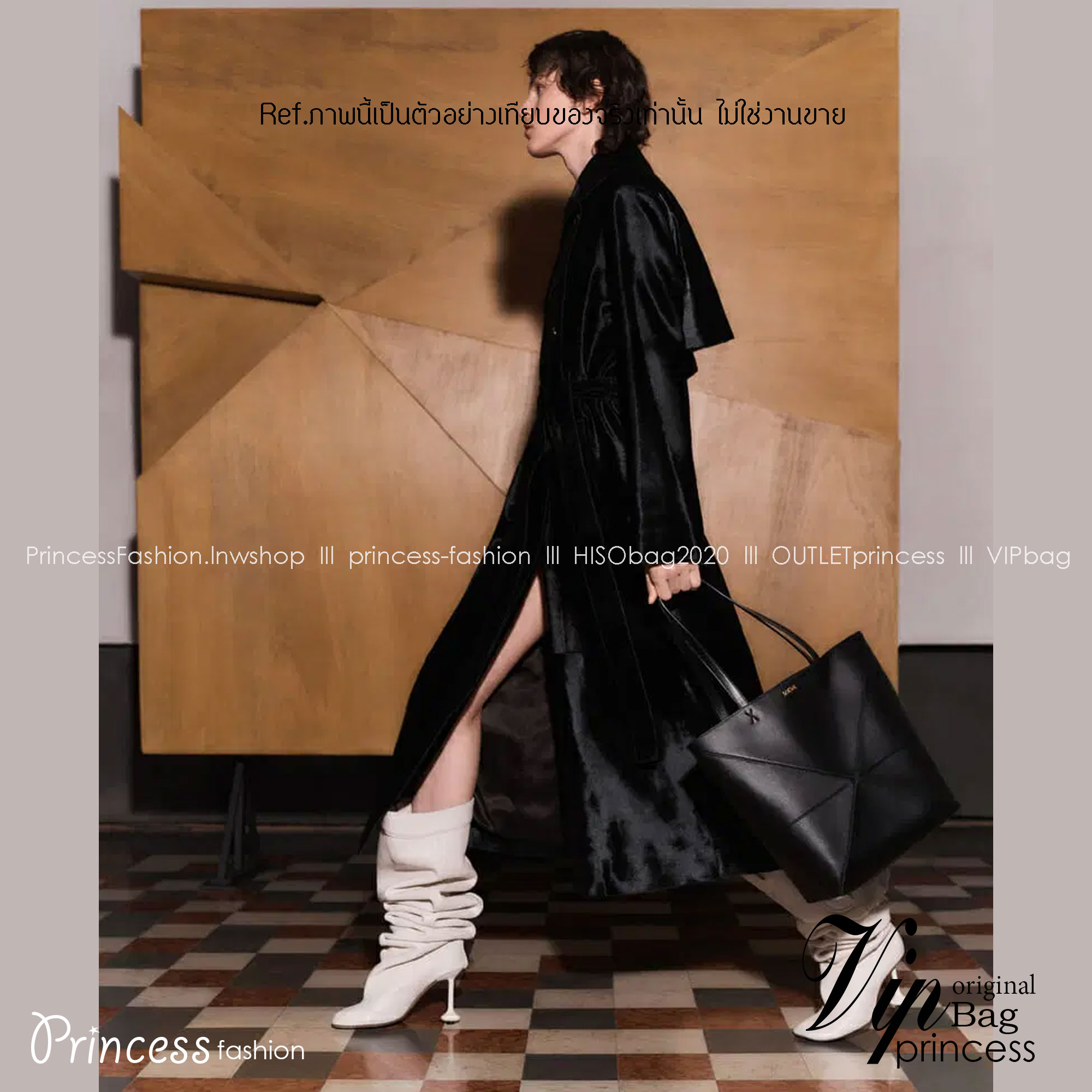 LOEWE Puzzle Fold Tote in shiny calfskin / LOEWE TOTE BAG 27cm พร้อมส่ง กระเป๋าทรงโท้ทใบใหญ่ ใช้งานง่ายเรียบหรู จุของได้เยอะ หนังเรียบสวยอยู่ทรงมาพร้อมสายสะพายยาวถอดได้ พับเก็บได้เป็นเอกลักษณ์