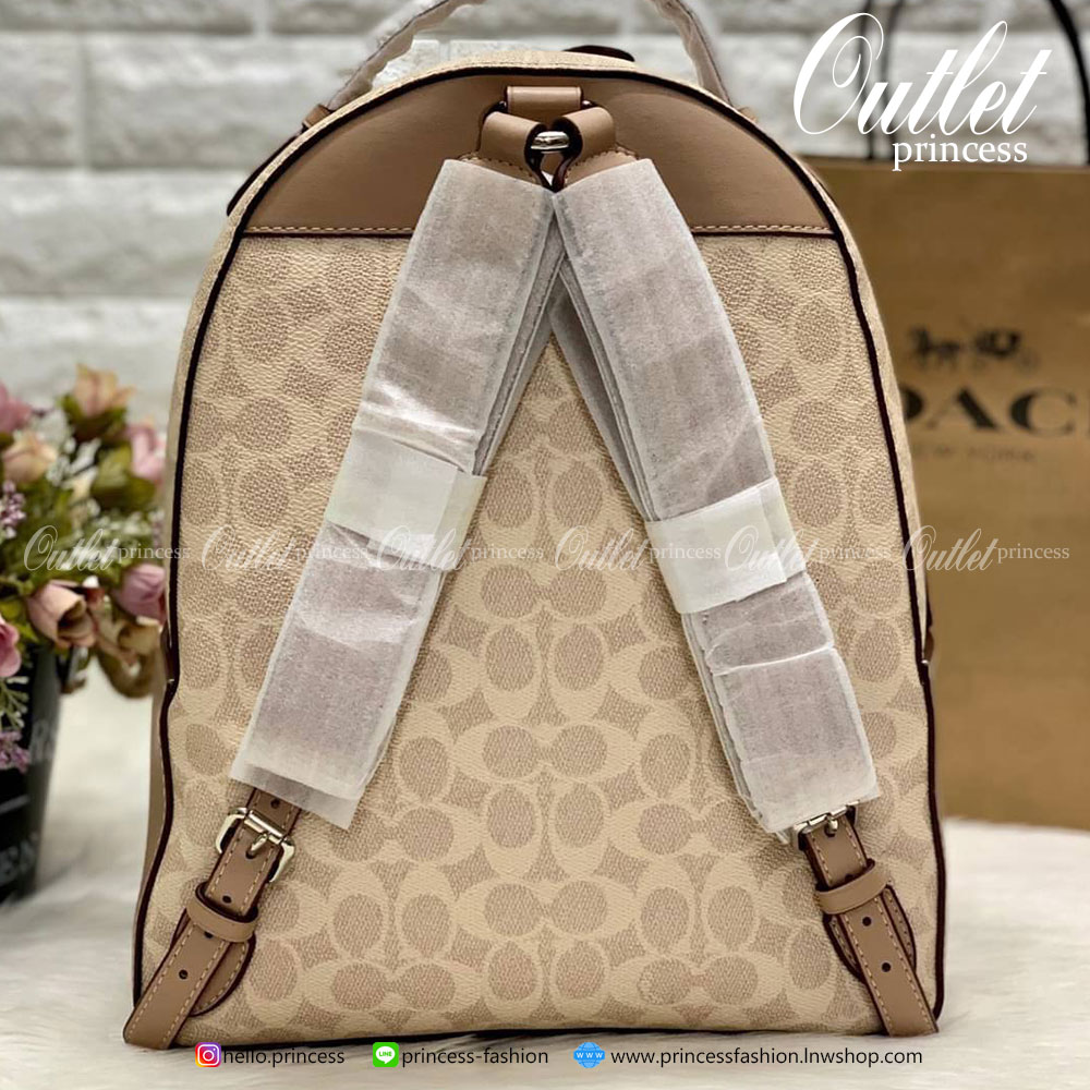 COACH LARGE SIGNATURE CAMPUS BACKPACK (32754) กระเป๋าสะพายหลังแบบมีหูหิ้ว หนังแท้อย่างดี หนังสมูทมากๆค่ะ พร้อมสีสุดคลาสสิค! ด้านหน้ามีช่องซิปขนาดกลางให้หนึ่งช่อง เปิดปิดช่องหลักแบบซิปคู่ ภายในกว้างมากๆค่ะ ใส่ได้เยอะทีเดียว มีช่องซิปและช่องเล็กใส่ของจุกจิก