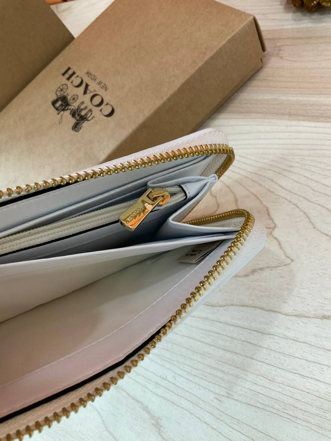 ของแท้ 💯% COACH ACCORDION ZIP WALLET IN SIGNATURE CANVAS (F54630) New Coach กระเป๋าสตางค์ใบยาว