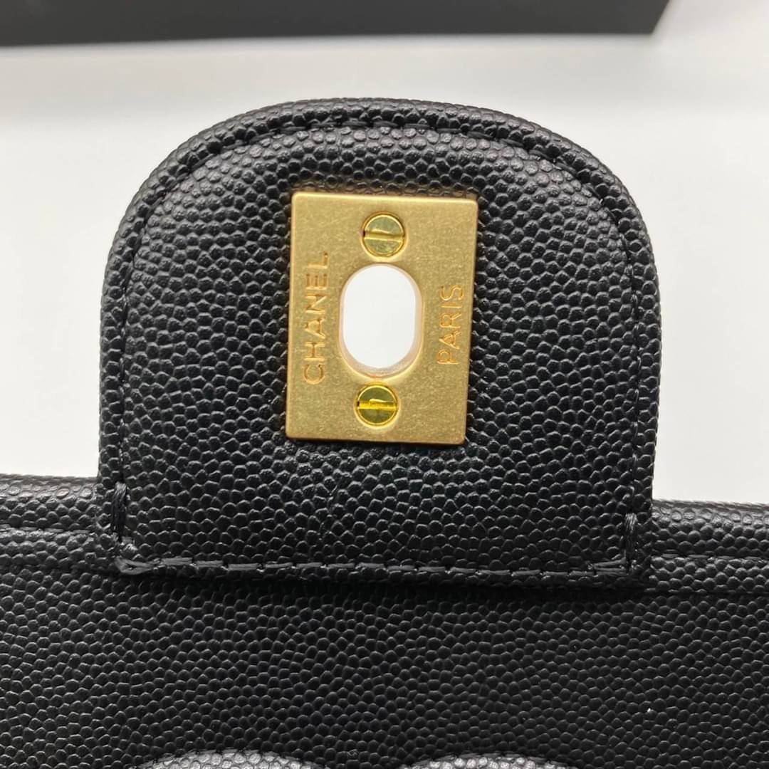 Chanel Handle Flap bag / Chanel caviar Quilted Medium Sweet Classic handle Flap bag เกรดออริจินอล กระเป๋าสะพายทรงเหลี่ยมมาใหม่ พร้อมหูหิ้วด้านบน งานหนังสวยมาก