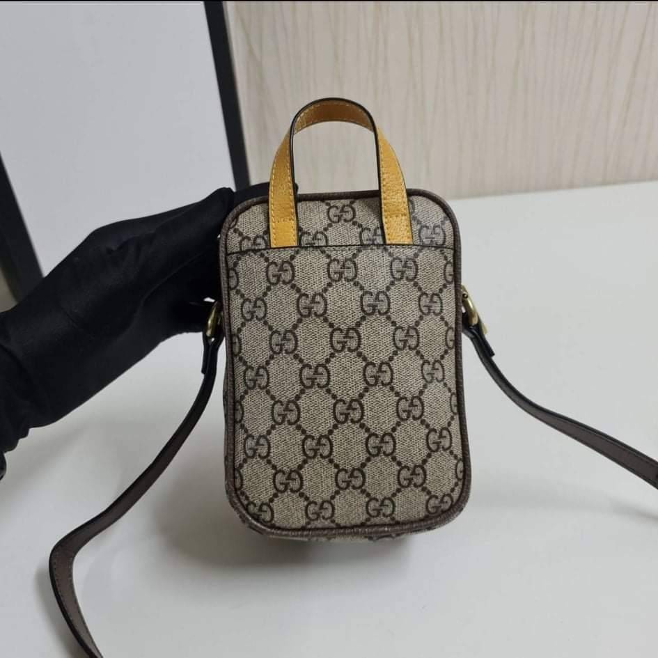 หนังแท้ GUCCI Neo Vintage mini bag / GG Mini Crossbody bag กระเป๋าสะพายข้างใบเล็ก ใช้ได้ทั้งชาย/หญิง งานหนังแท้ทั้งใบ ออริจินอลเกรด ภาพสินค้าถ่ายจากงานขายจริง ใช้งานต่างประเทศได้ค่ะ