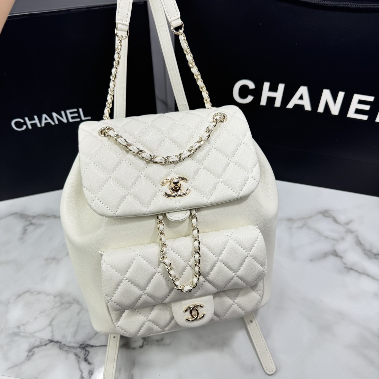ORI หนังแท้ | Chanel Duma Backpack กระเป๋าเป้ไซส์มินิ น่ารักน่าใช้สุดๆ ไอเท็มยอดฮิต รูปทรงทันสมัย ดีเทลความสวยมากมาย