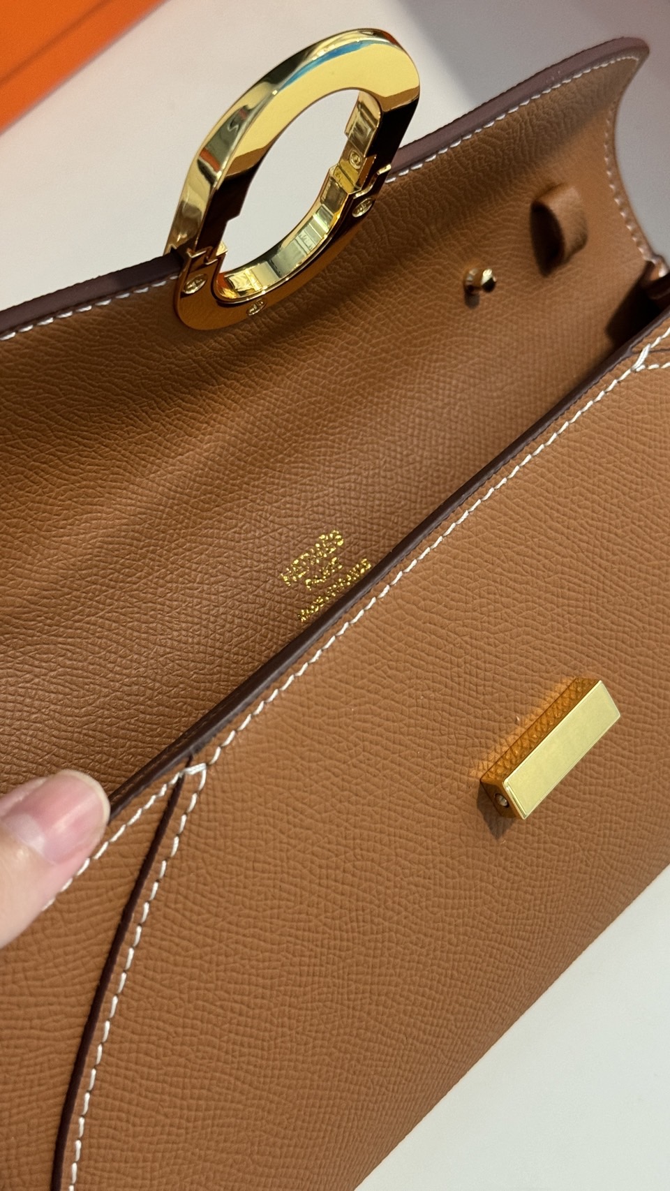 HERMES Chaine d'Ancre To Go wallet กระเป๋าถือสะพายแบรนด์หรู ดีไซส์กระเป๋าสตางค์ใบยาว Long wallet in Epsom Saddle-stitch เกรดออริ สลับแท้ 1:1 ใช้งานต่างประเทศได้ ภาพถ่ายจากงานขายจริง