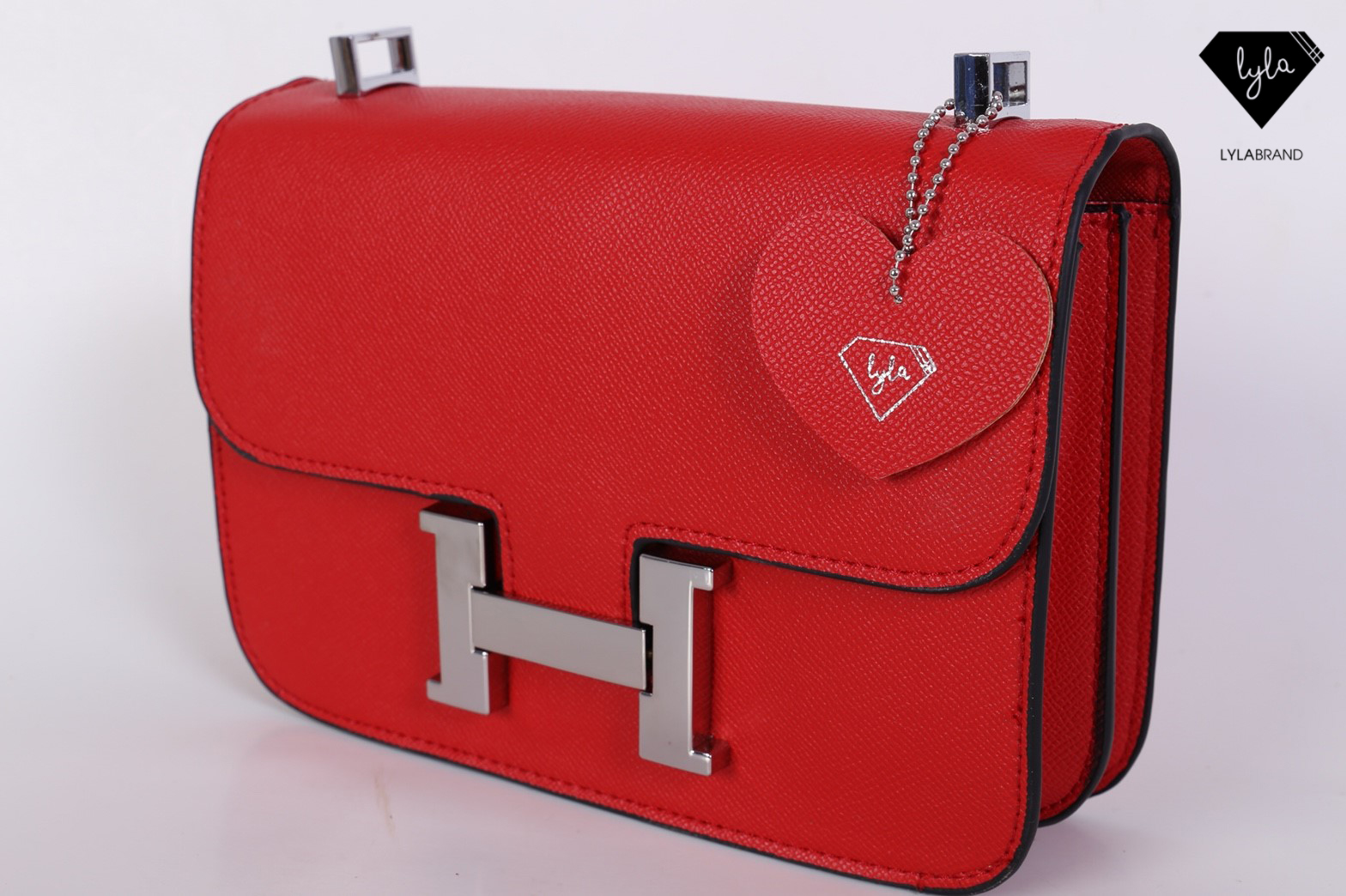 LYLABRAND🔔 Constance Size 23 Cm / Epsom ✨PU top premium นะคะ หนังดีเลอค่าน่าสอยมากกก บอกคำเดียวเลยว่าเด็ดสุด !! เหมือนหนังแท้เบอสุดค่ะคูณผู้หญิง ลูกค้าเก่าน่าจะทราบกันดีอยู่แล้วว่าคุณภาพของร้านนี้ต้องมาเป็นอันดับหนึ่งเท่านั้น อิอิ มีสายยาวส