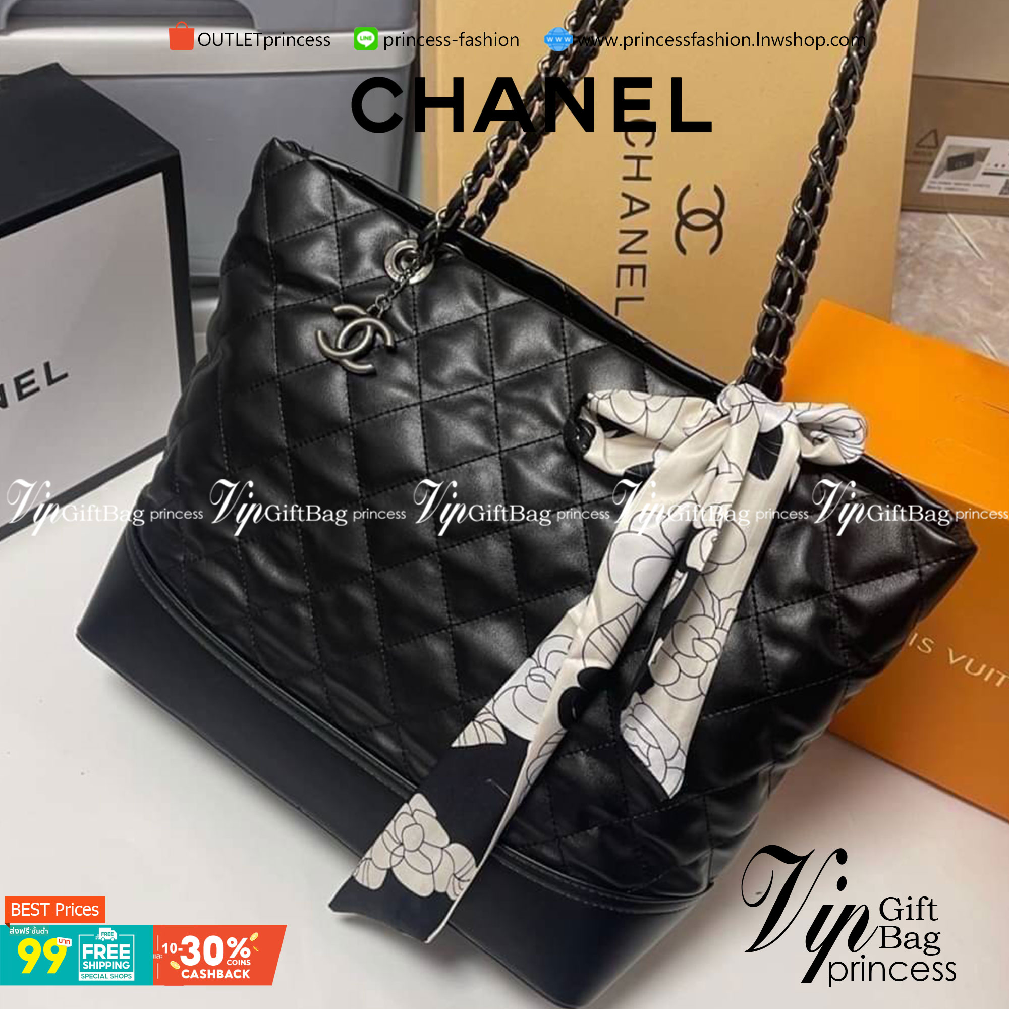 VIP 】CHANEL TOTE BAG กระเป๋าสะพายขนาดกลาง กำลังสวยเลยค่ะ ด้านในใส่ A4 , IPAD ได้สบายม้ากกก จะถือไปออกงานหรือเที่ยวในวันชิลๆก็สวยหรูที่สุดคะ ใส่ของได้หมดครบจบในใบเดียว มีใบเดียวจบ บอกเลยเลิศมากค่ะ