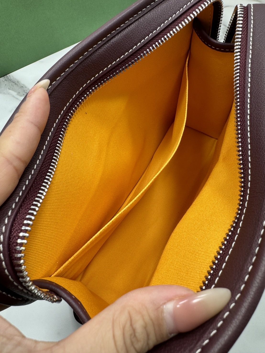 ORI หนังแท้ | Goyard Jouvence MM Toiletry Bag / Goyard Clutch bag กระเป๋าทรงคลัชกะทัดรัด เหมาะสำหรับการเก็บของในแนวตั้งและป้องกันการหกหรือรั่วไหล แคนวาสทำความสะอาดง่าย