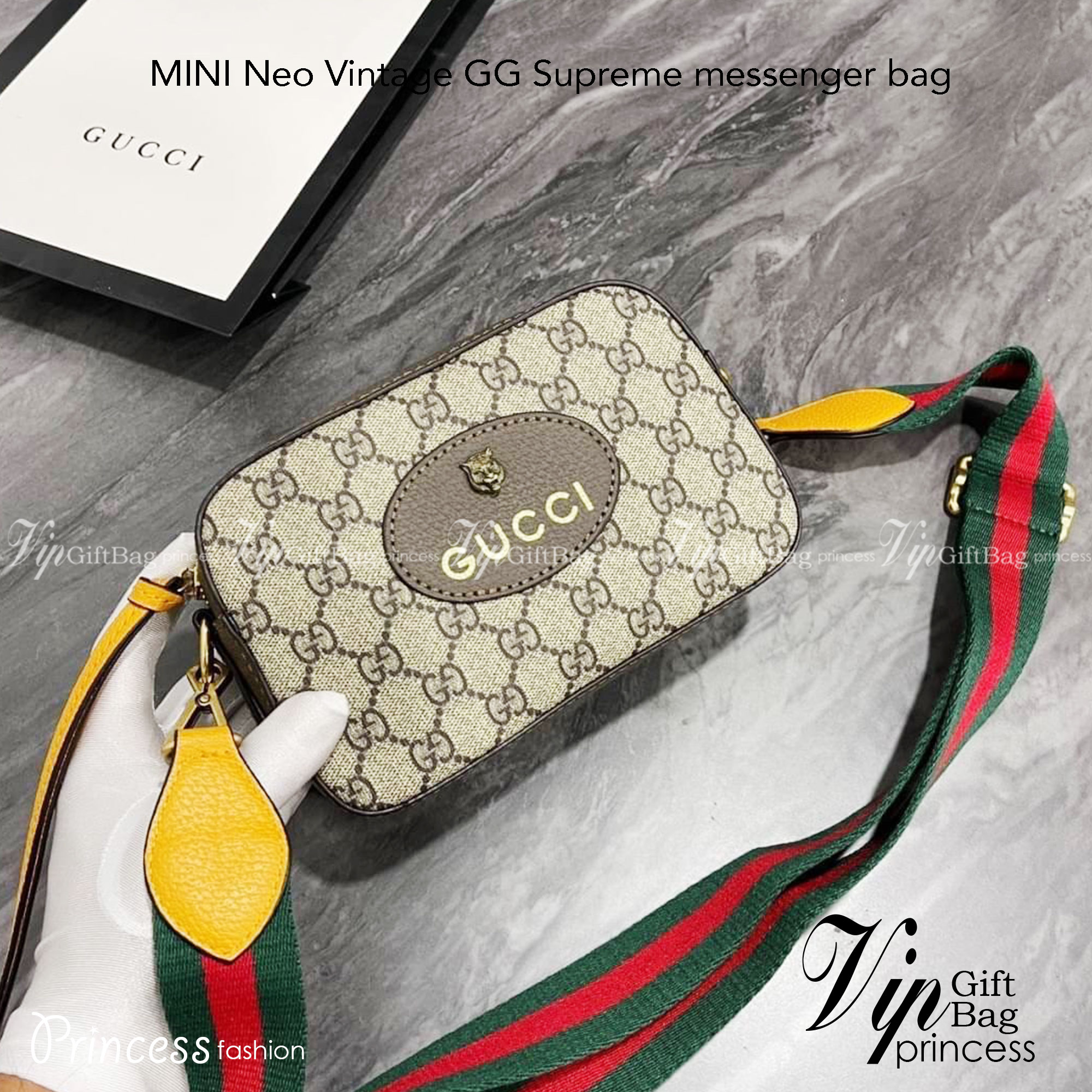 GUCCI Neo Vintage GG Supreme messenger bag กระเป๋าสะพายรุ่น unisex ไซส์มินิ ใช้ได้ทั้งชายหญิง วัสดุแคนวาสอย่างดี จุของได้เยอะ ใช้เป็น every ได้เลย ภาพถ่ายจากงานขายจริง ใช้งานต่างประเทศได้