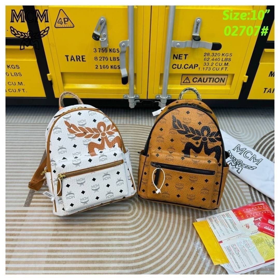 ORI | M.C.M Small Stark Mega Laurel Visetos Backpack กระเป๋าเป้คอลใหม่ไซส์เล็ก ดีไซน์โลโก้ด้านหน้าสวยหรูโดดเด่น Best seller Unisex ของงานเป้จริงๆ ใช้ได้ทั้งหนุ่มๆและสาวๆ