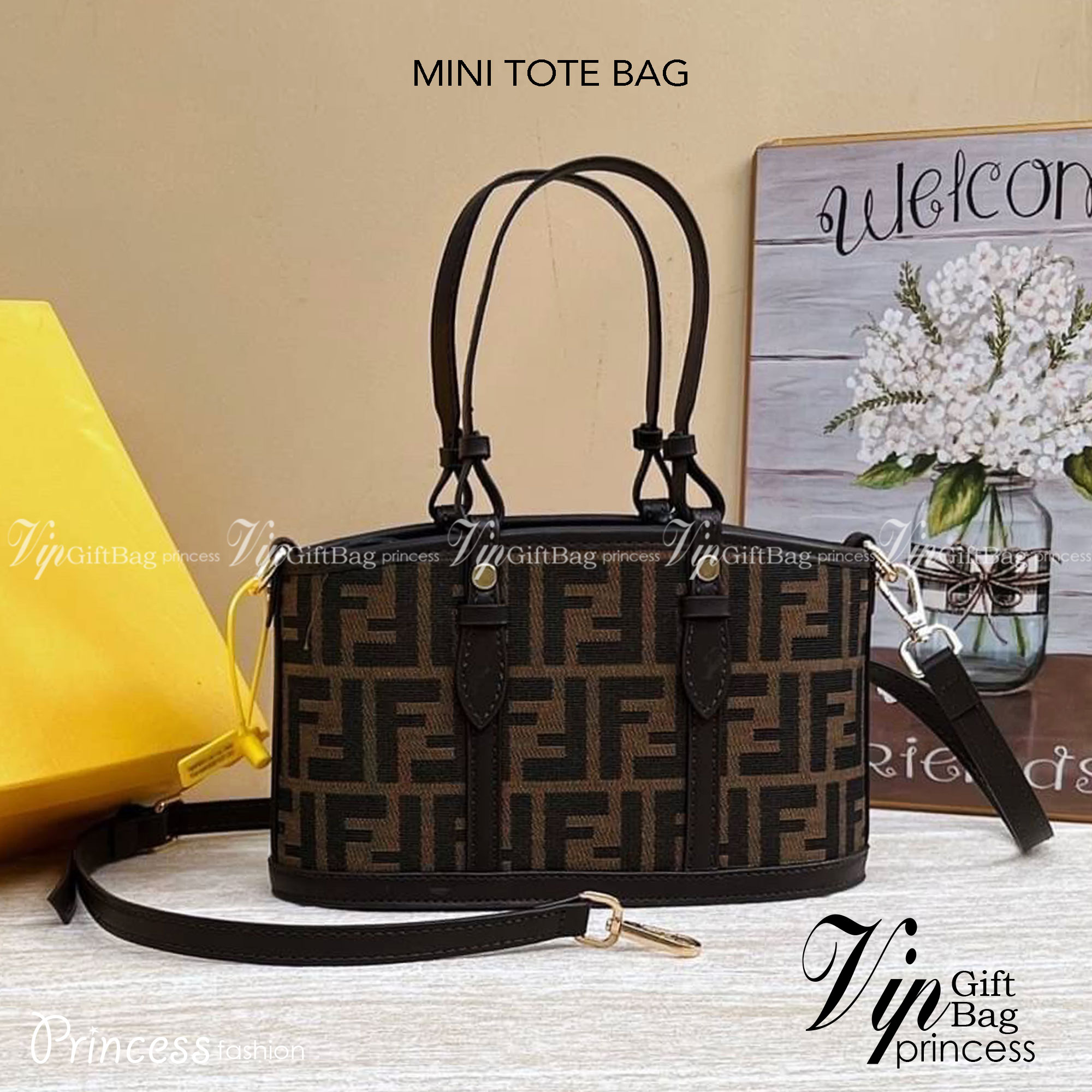 LV MINI TOTE / FF FENDI MINI TOTE รุ่นใหม่ล่าสุด คิ้วท์กว่าใคร! กับไอเท็มโมโนแกรมสุดฮิต กระเป๋าทรงโท้ทไซส์มินิ น่ารักน่าใช้มากๆ ให้คุณได้เพลิดเพลิน และคล่องตัวมากๆ ภายในโล่ง ใส่ของสำคัญได้ มาพร้อมสายสะพายที่ถอดออกได้ ใบนี้ตอบโจทย์ให้กับทุกไลฟ์สไตล์แน่นอน