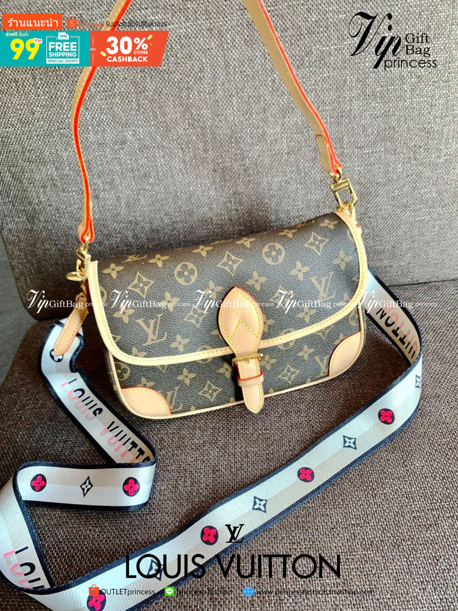 LOUIS VUITTON DIANE MONOGRAM พร้อมส่ง สุดคุ้ม! กับกระเป๋าLV พรีเมี่ยมกิฟ ตปท. หนังแท้ นิ่ม ทรงสวยมากๆค่ะ ((พื้นผิวหนังเป็นการขัดตามธรรมชาติจะมีรอยดำๆตรงขอบหนังนะคะ)) รุ่นนี้มาในลุคสวย หรู ดูชิล เพราะไม่ว่าลุคไหนๆก็เอาจริงๆจ้า! เปิดปิดกระเป๋าแบบกระดุมแม่เห