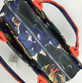 Cath Kidston Matt Oilcloth Busy Bag Handbag Crossbody Dimension: 34 x 22 x 12 cm / Strap 120 cm 2 way use, either use as a handbag or a cross body bag Waterproof matt oilcloth surface 2015AW Season's Oxford Rose Print in Deep Blue Colour