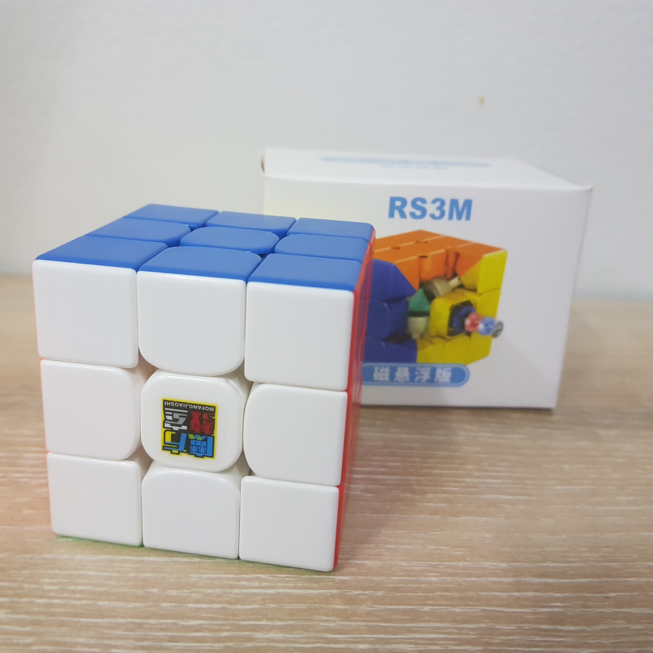 รูบิคแม่เหล็กแกนดี3x3 หมุนลื่น RS3M
