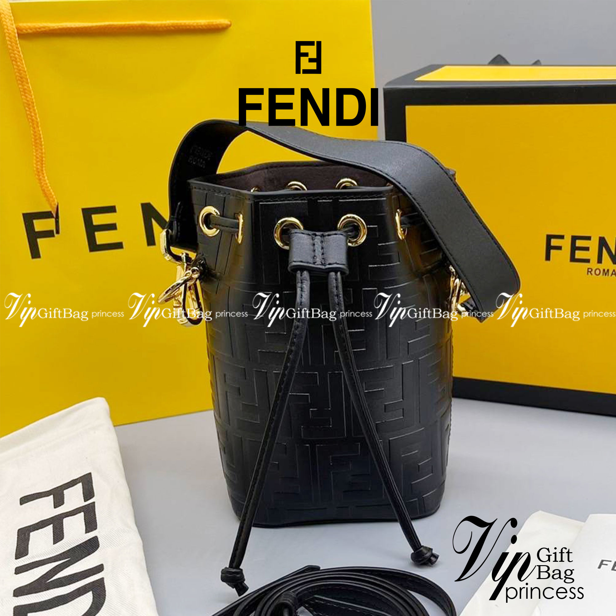 หนังแท้ FENDI MON TRESOR BUCKET BAG พร้อมส่งที่ไทย ภาพสินค้าถ่ายจากงานขายจริง ใช้งานต่างประเทศได้ค่ะ
