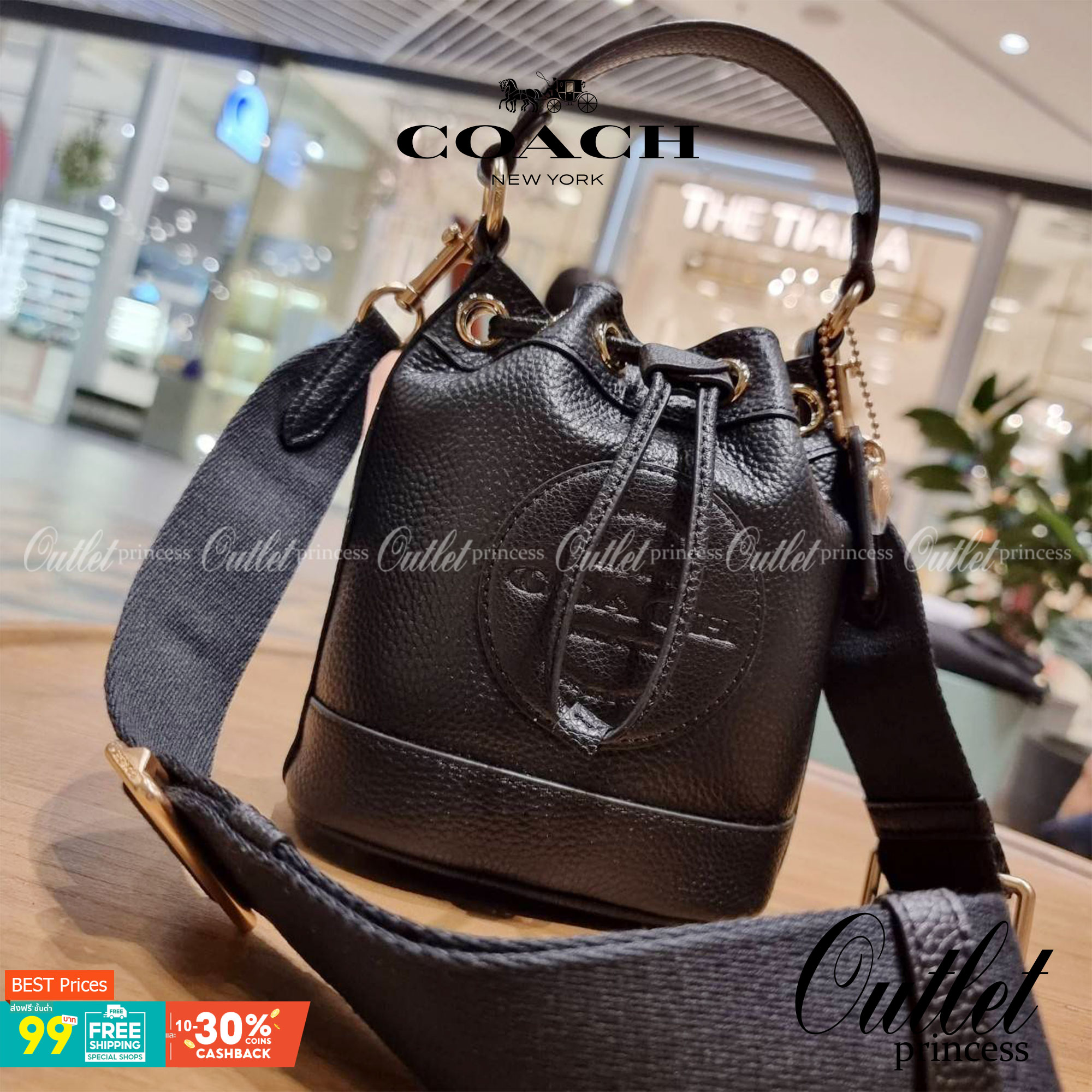 COACH C5121 DEMPSEY DRAWSTRING BUCKET BAG 15 WITH COACH PATCH น้องคนสวยมาใหม่จ้า ละมุนคุณหนูต้องมาอีกแล้วแหละ กระเป๋าทรงถังไซส์มินิ ใช้งานง่ายด้วยการรูดหนังปิดรอบปากกระเป๋า ทุกอย่างลงตัวที่สุด!! มาพร้อมตัวห้อยรูปหัวใจสีทองกุ๊กกิ๊ก น่ารักมากๆ มีหูหิ้วในตัว