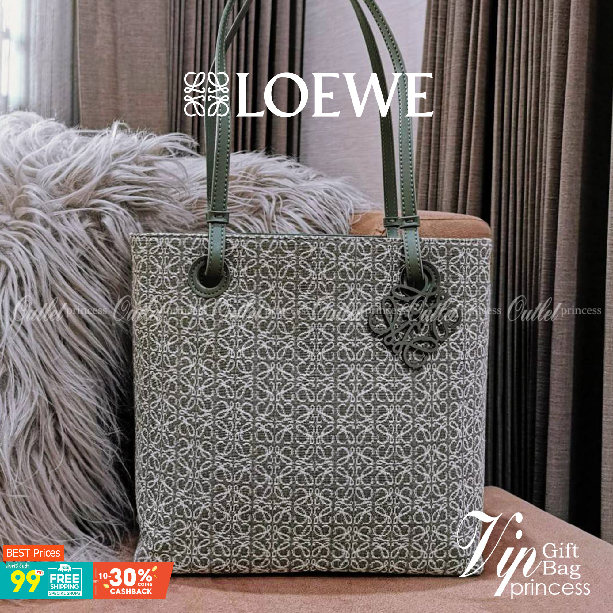 LOEWE ANAGRAM TOTE BAG VIP GIFT WITH PURCHASE GWP พรีเมี่ยมกิ๊ฟ Limited จาก LOEWE PERFUME DUTYFREE ไอเท็มใหม่! ดีไซน์สวยคงเอกลักษณ์ด้วยวัสดุ Anagram Canvas Jacquard Fabric ผสมผสานหนังแท้ Calfskin ลงตัวสุดคลาสสิค ขนาดกำลังดี น้ำหนักเบา ใส่เอกสาร A4 Noteboo