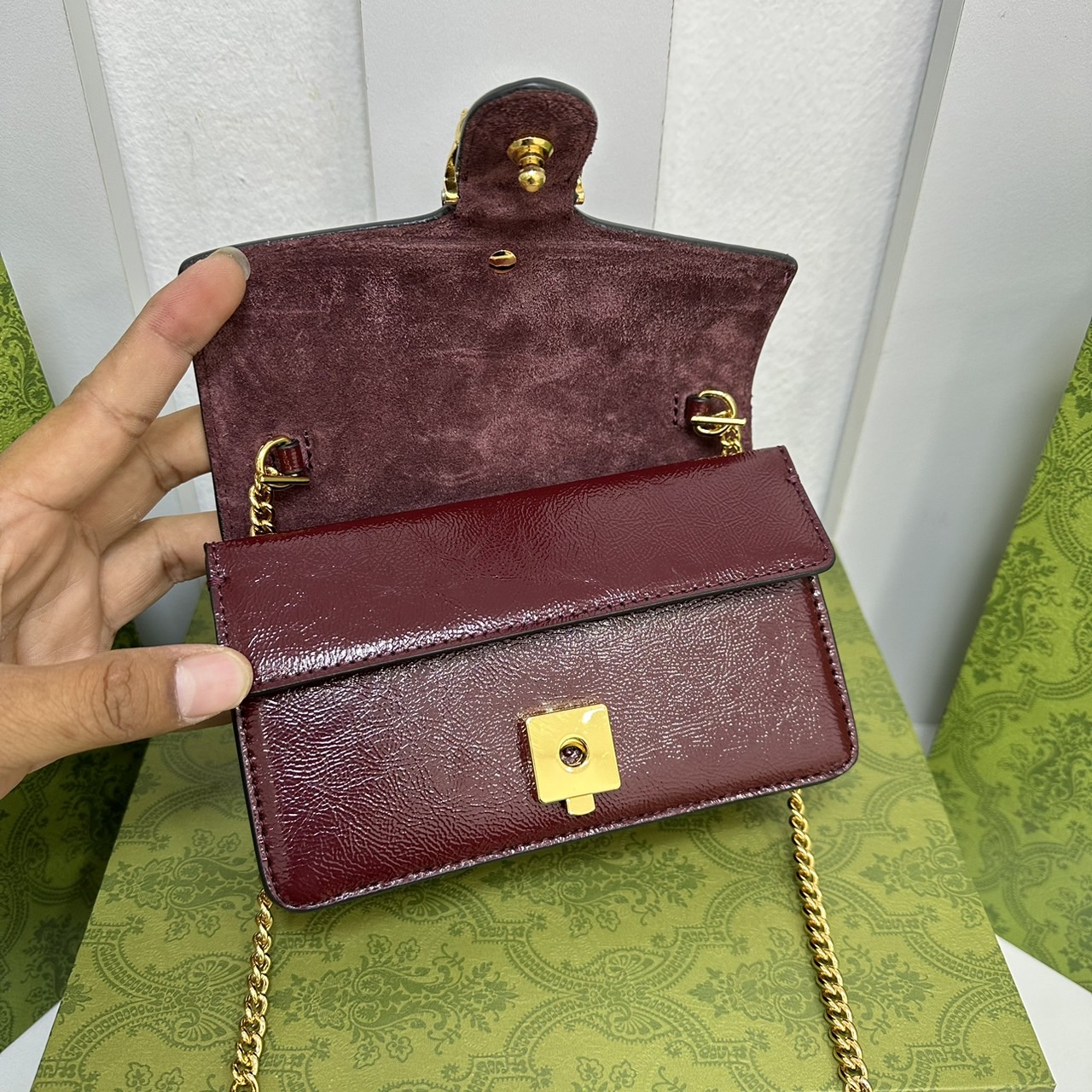 GUCCI DIONYSUS SUPER MINI BAG Patent Leather กระเป๋าสะพายหนังแก้ว เกรดออริ สลับแท้ 1:1 ใช้งานต่างประเทศได้