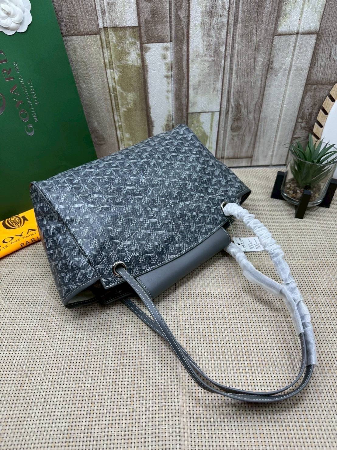 ORI หนังแท้ | GOYARD Rouette Souple Bag 30cm กระเป๋าสะพายแบรนด์หรูสัญชาติฝรั่งเศส สะท้อนถึงความเบา ความยืดหยุ่น คือการแสดงออกถึงแก่นแท้ของโมดูลาร์ของ Maison