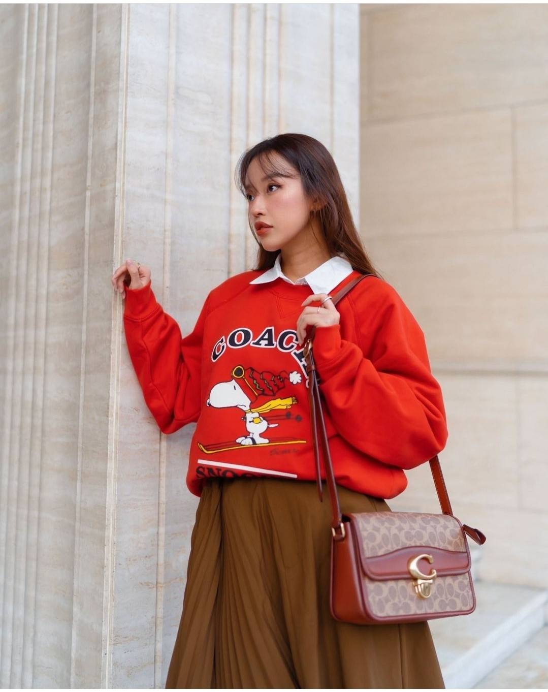 OUTLET 】COACH STUDIO SHOULDER BAG IN SIGNATURE CANVAS (C6639 C6640) สีใหม่รับความเฮง กับคอลเลคชั่นใหม่สุดอีกหนึ่ง!! มาแบบเลิศๆหรูๆมากแม่ กระเป๋าสะพายข้างลุคไฮน์ ที่ดีไซน์ออกมาได้ปัง และดูแพงมากๆ ด้วยดีเทลคลาสสิคผสานความเป็นเอกลักษณ์ เรียบง่ายแต่แฝงความมีด