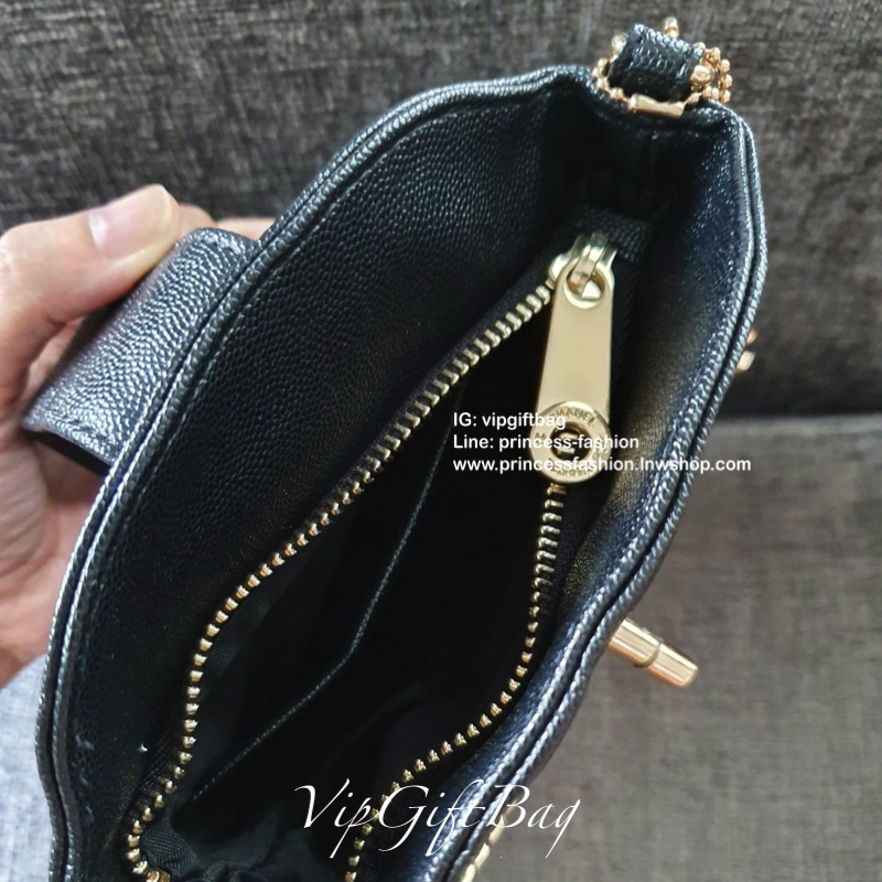 กระเป๋า Chanel Mini Crossbody Twist bag with gold chain