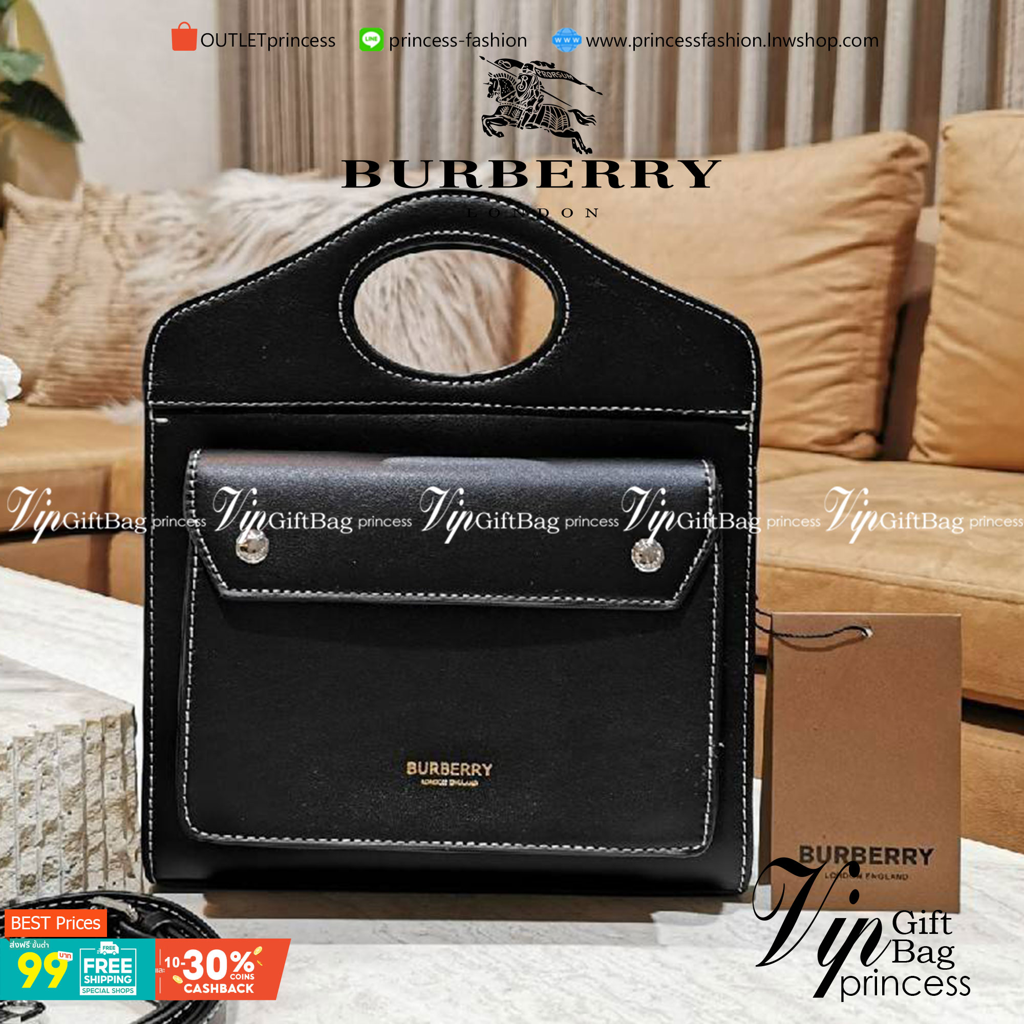 BURBERRY FRAGRANCES CROSSBODY BAG VIP GIFT WITH PURCHASE (GWP) พรีเมี่ยมกิ๊ฟ Limited Edition ใหม่ล่าสุดจาก BURBERRY PERFUME วัสดุหนังแท้ Calf Skin ทรงเหลี่ยม ดีไซน์สวยหรูอยู่ทรง ด้านหน้ามีช่องใส่ของ ภายในโล่งกว้าง มีช่องซิปแบรนด์ สามารถใส่กระเป๋าสตางค์ใบย