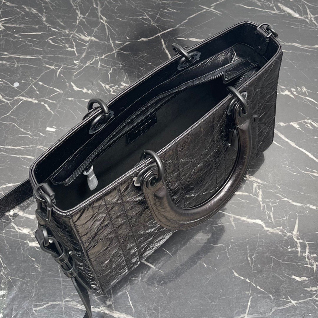 Medium Lady D-Sire My ABCDior Bag Black Macrocannage กระเป๋าสะพายดิ-ออร์ รุ่นใหม่ งานหนังสวยมาก เกรดวีไอพี ท็อปออริจินอล สลับแท้ 1:1 เกรดดีสุด