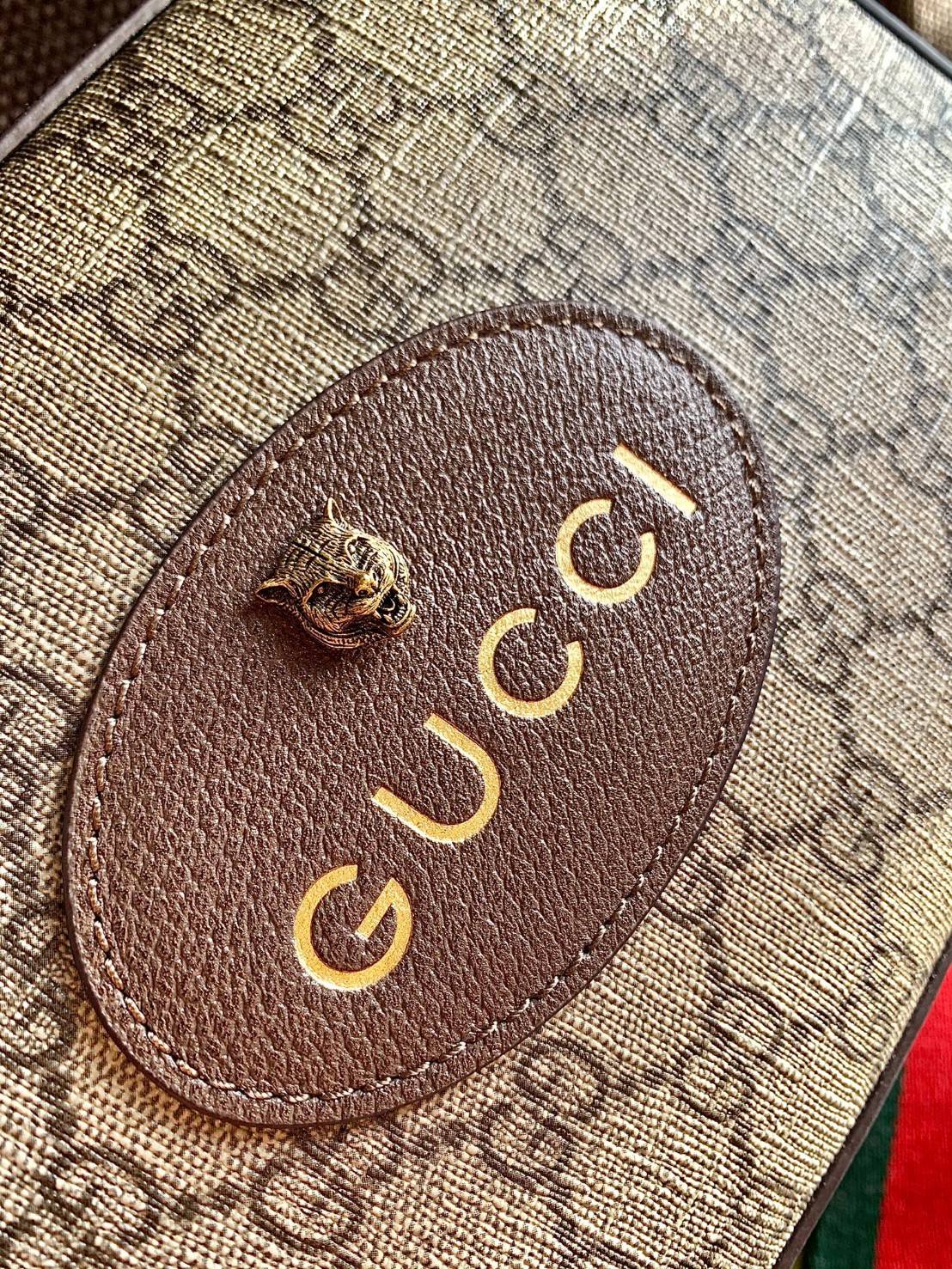 ORI หนังแท้ GUCCI GG SUPREME MESSENGER BAG กระเป๋ารุ่น Unisex ใช้ได้ทั้งหญิงชาย อีกหนึ่งไอเทมที่ต้องมีติดตัวสักใบค่ะ กระเป๋าสะพายข้างหรือครอสบอดี้ร์ งานหนังแกะแท้คุณภาพเกินราคา