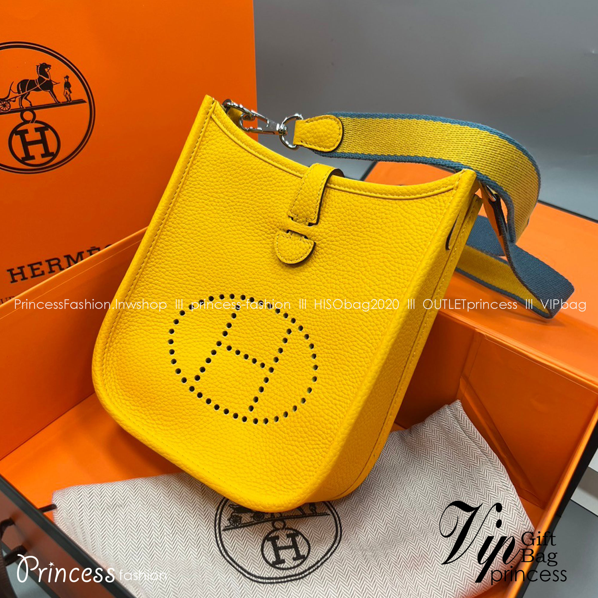 HERMES evelyne mini bag Luxury Bag กระเป๋าสะพายแบรนด์ดัง แบรนด์หรู คลาสสิกตลอดกาล ใช้ได้ทั้งชายหญิง ใบเดียวจบ สวยรวยปัง เกรดท็อปออริจินอล ภาพสินค้าถ่ายจากงานขายจริง ใช้งานต่างประเทศได้