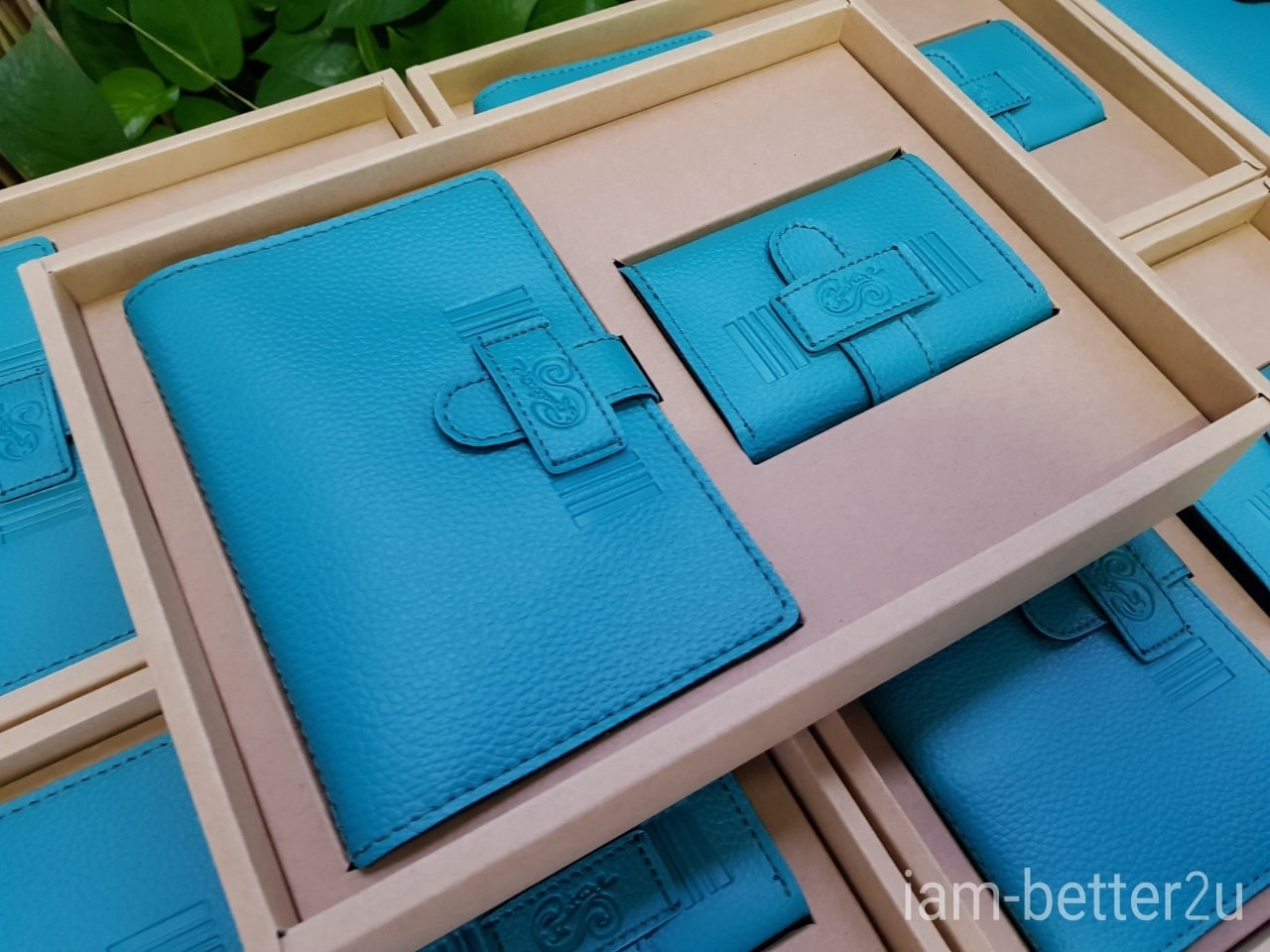 ชุดของขวัญ ของพรีเมี่ยม ,กระเป๋าใส่สมุดบัญชี,กระเป๋าใส่บัตร,กล่องรักษ์โลก,ของขวัญปีใหม่ ,ของที่ระลึกงานเกษียณ
