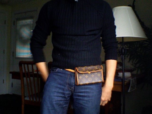 VIP 】หนังแท้ Louis Vuitton Mono Pouchette Florentine Belt Bag กระเป๋าคาดเอวหนังแท้สุดหรู มีจำกัดนะคะ