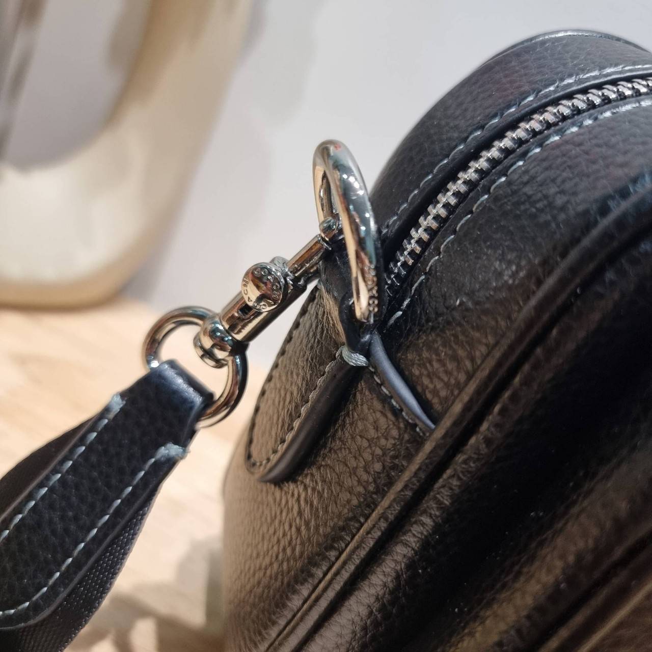 COACH ELIAS CROSSBODY IN SIGNATURE CANVAS BAG CJ509 CJ510 กระเป๋าครอสบอดี้ทรงคลาสสิค ดีไซน์รูปแบบใหม่ ใช้งานง่ายและสะดวก