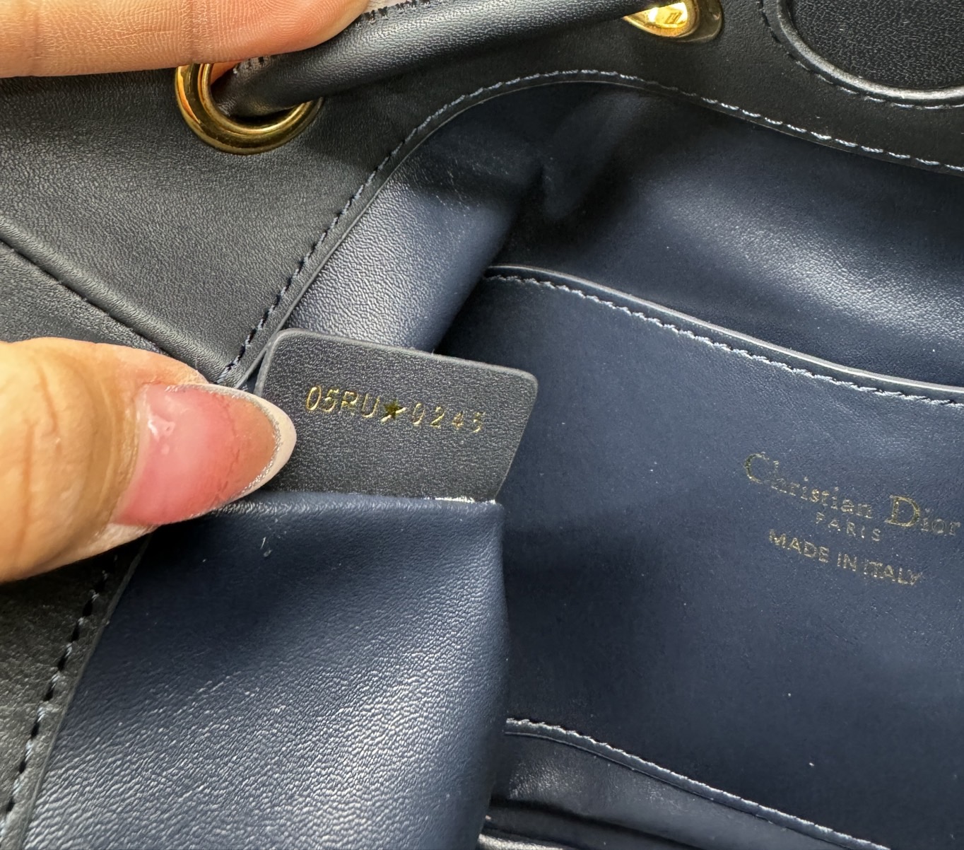 Medium DIOR Nolita Bag Blue Dior Oblique Jacquard รุ่นใหม่ กระเป๋าสะพายทรงโท้ท สวยเรียบหรู ถือได้ สะพายยาวได้ เกรดออริ 1:1