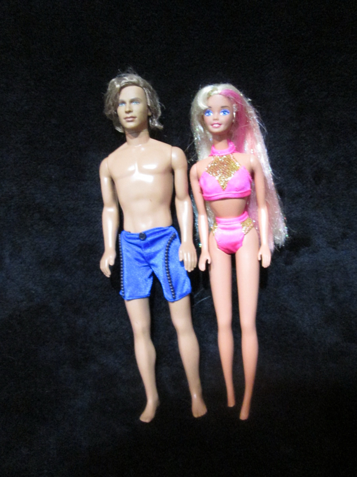 Beach Blast Barbie with Ken_ตุ๊กตาบาร์บี้และเคนแท้มือสองสภาพดี